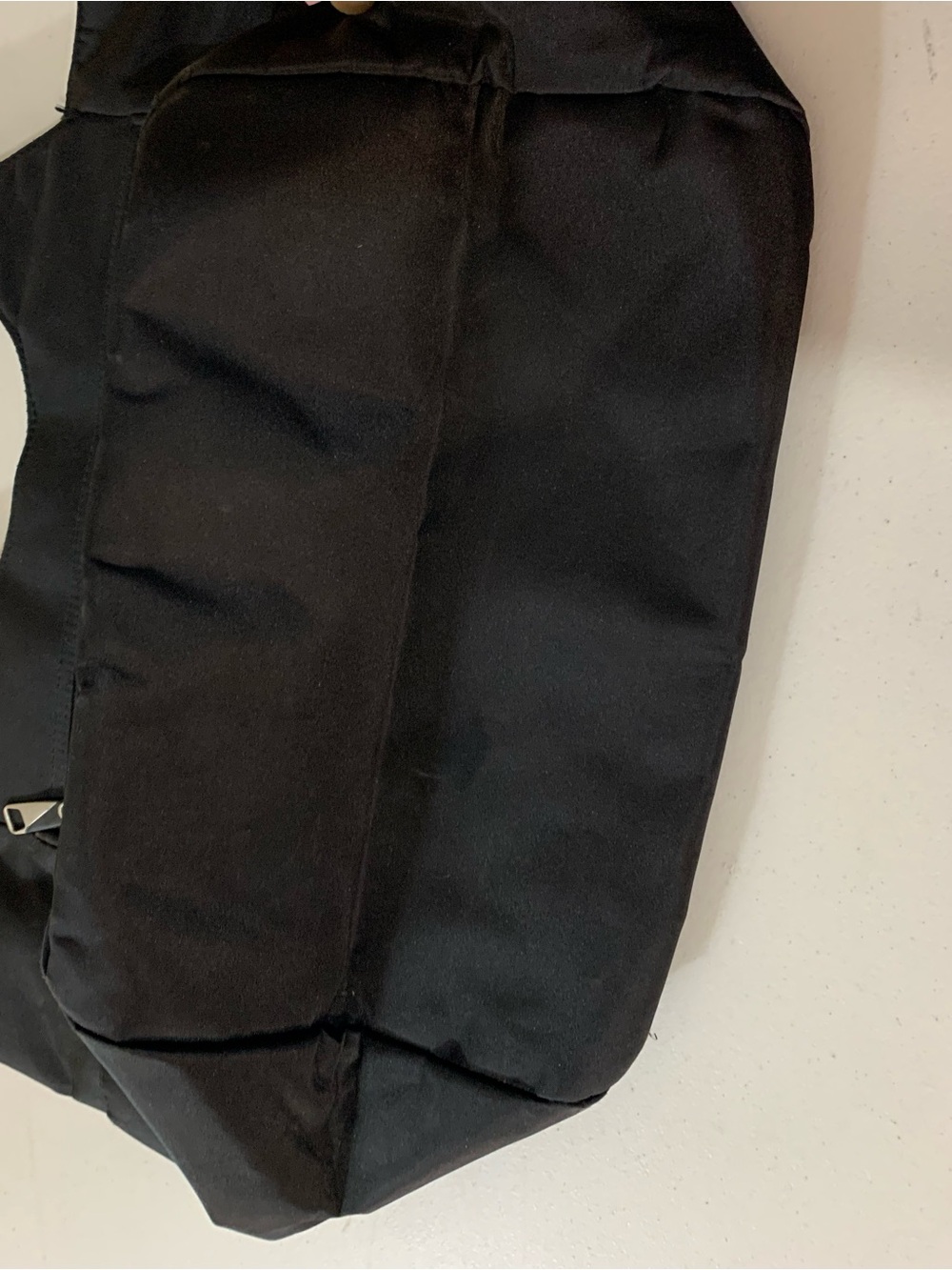 Black Tote with Exterior Pockets b3/48 - Picture 3 of 3